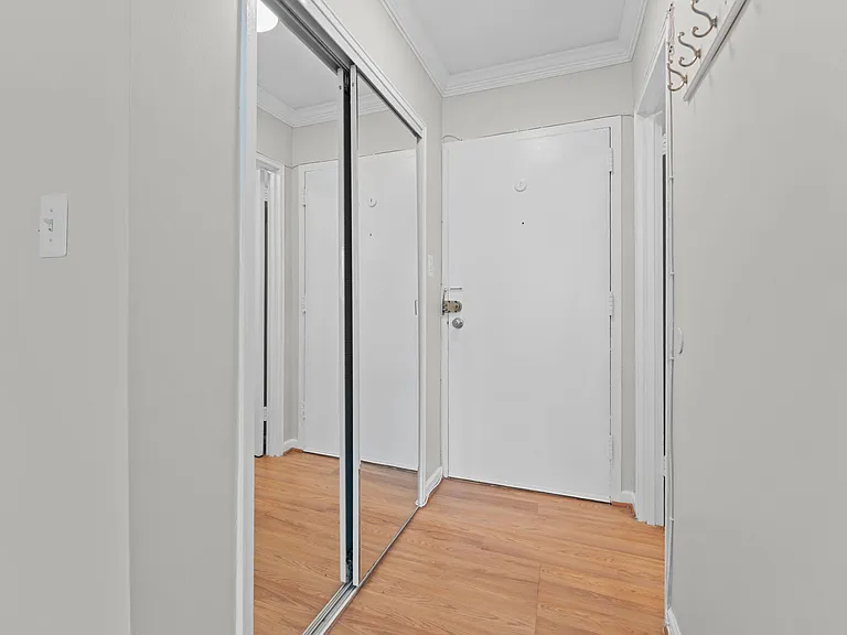 305 C St NE #308 — Photo 14
