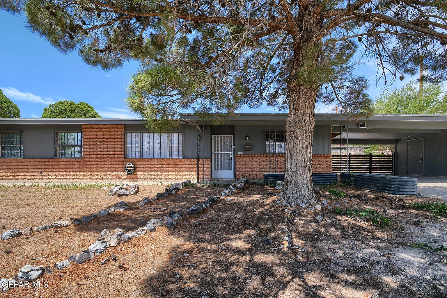 3 bed, 2.0 bath, 1707 sqft, $1,750 — Photo 4