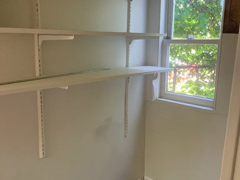 76 Hurd St — Photo 6