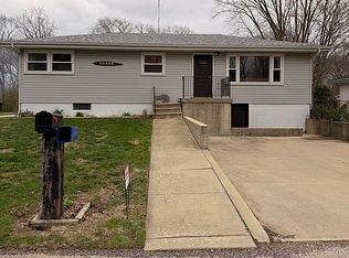 312 Baylor St, East Peoria, IL 61611