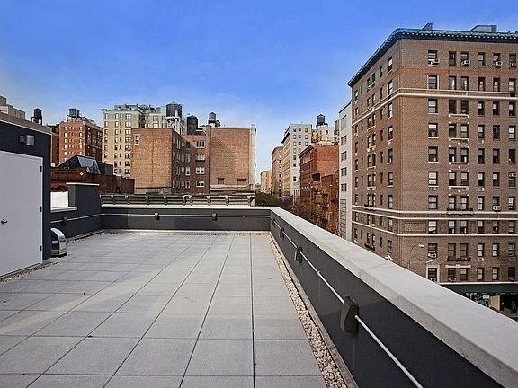 3rd image of 150 E 82nd St APT 2