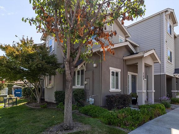 4th image of 700 Paula Ct