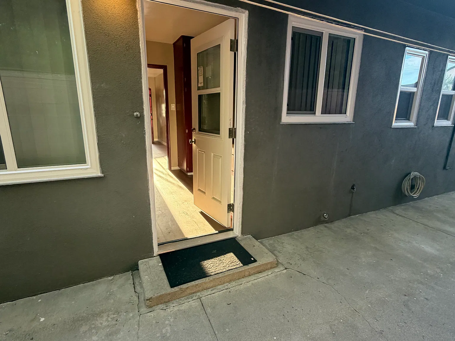1/2 Clark Ave, Bellflower — Photo 4