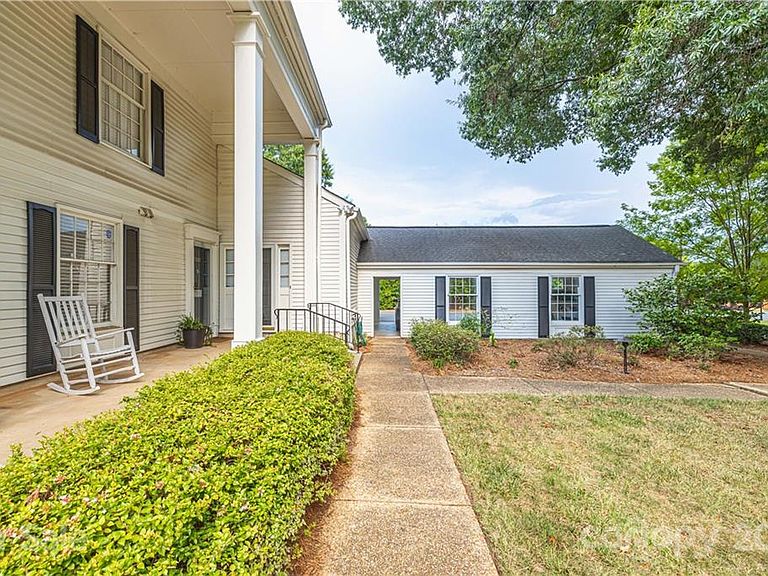 7054 Quail Hill Rd Charlotte, NC, 28210 Apartments for