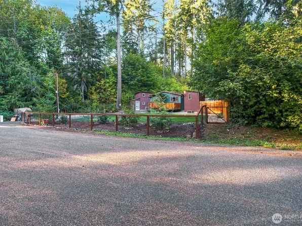 2070 NE Tahuya River Drive, Tahuya, WA 98588