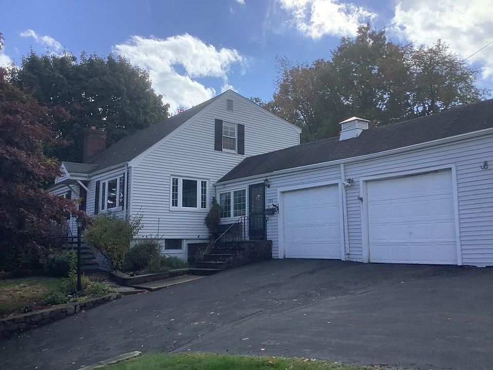 1st image of 206 Reservoir Ave