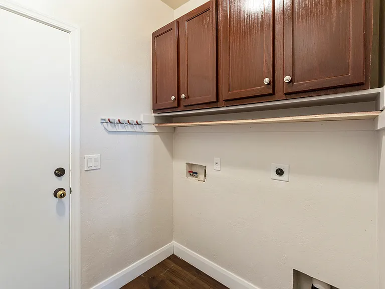 6822 E Portia St — Photo 16