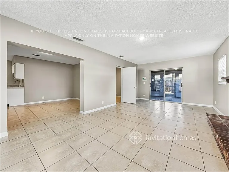 512 E Hilda Dr — Photo 6