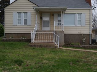 1206 Boyd St, De Soto, MO 63020