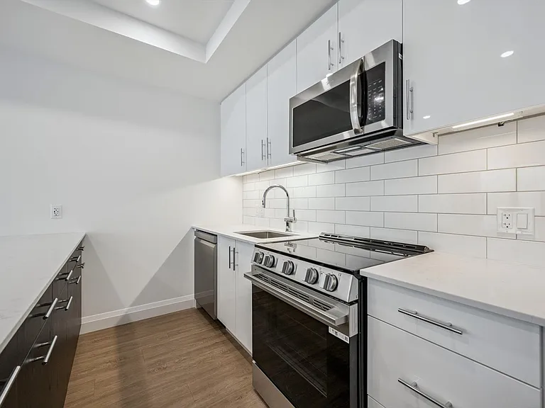 410 Westhaven St — Photo 79