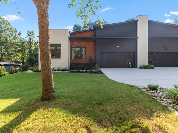 1621 Bruce Cir, Raleigh, NC 27603