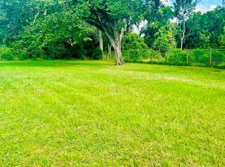 2215 Dewalt St, Houston, TX 77088