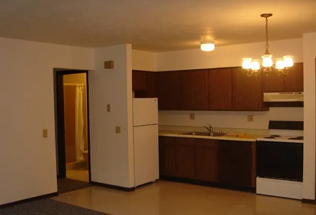 1 bed, $772 — Photo 2