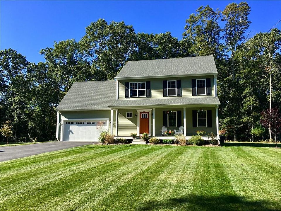 268 Station St, Coventry, RI 02816 Zillow
