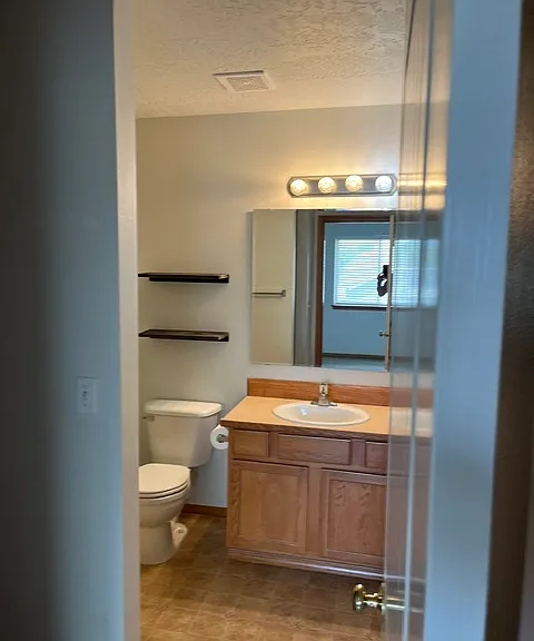 6349 W Trestle St #1 — Photo 8