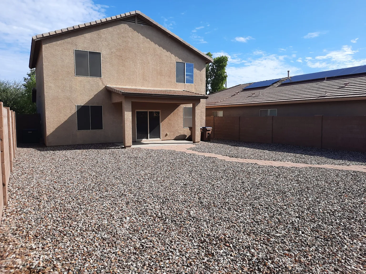 3 bed, 1760 sqft, $1,800 — Photo 3