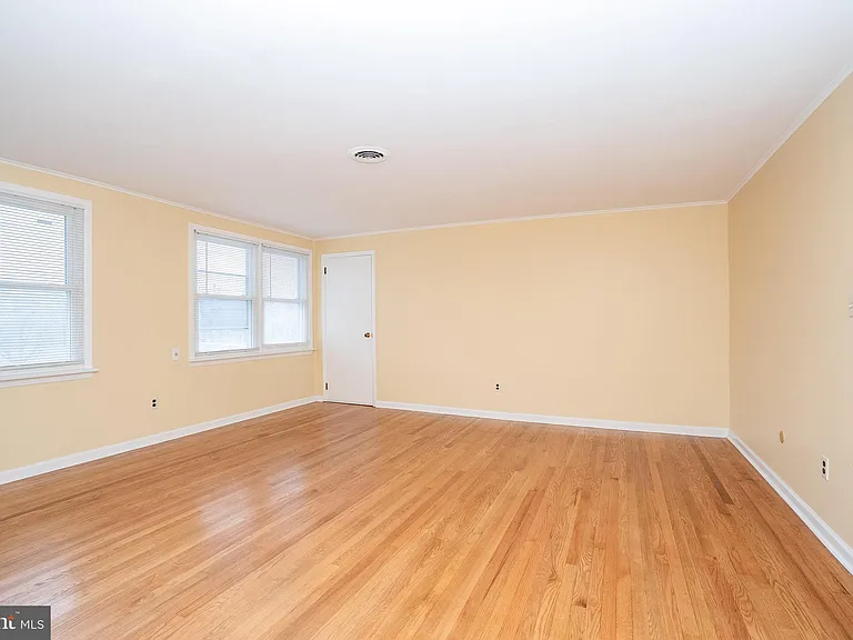 15 Cranbury Rd #1 — Photo 5