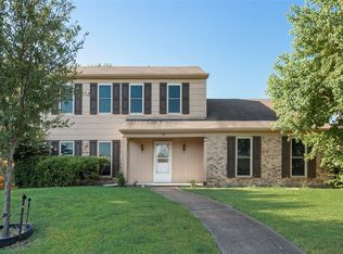 310 Southerland Ave, Mesquite, TX