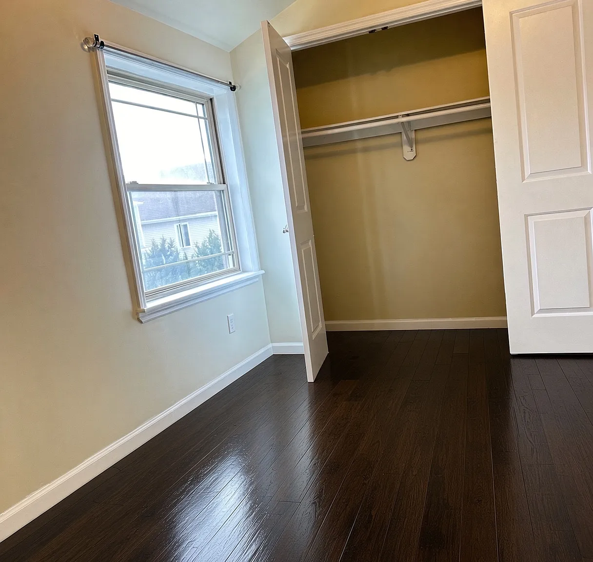 3 bed, $3,500 — Photo 3