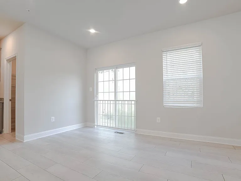 23861 Myrtle Glen Way — Photo 21