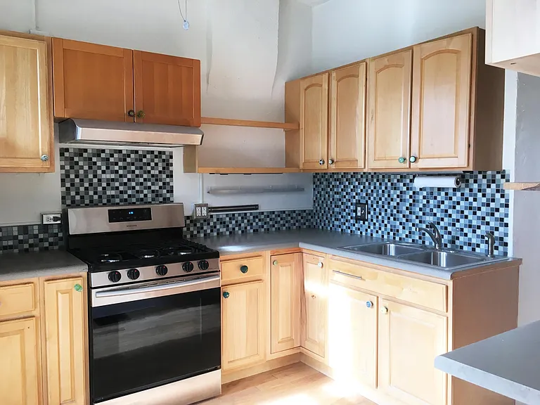 1409 Bruce Randolph Ave — Photo 7