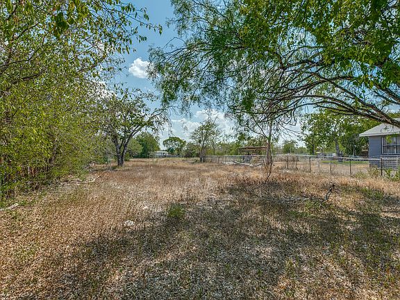 4th image of 116 W Ansley Blvd