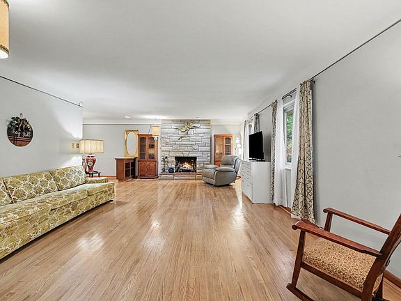 4th image of 123 Vernon Dr