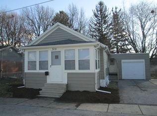 515 South Ave, Aurora, IL 60505