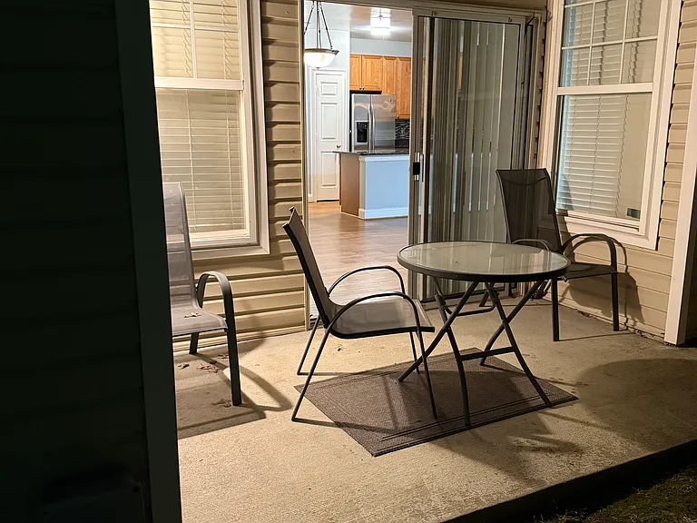 2712 Gresham Way #103 — Photo 19