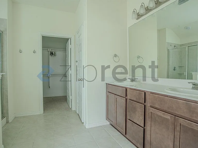 3412 Riverlawn Dr — Photo 14