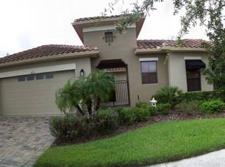 675 Barcelona Dr, Poinciana, FL 34759