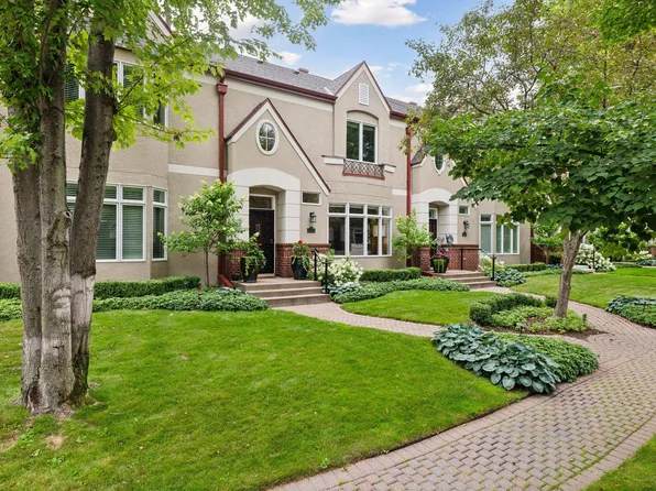 1006 Coventry Pl, Edina, MN 55435