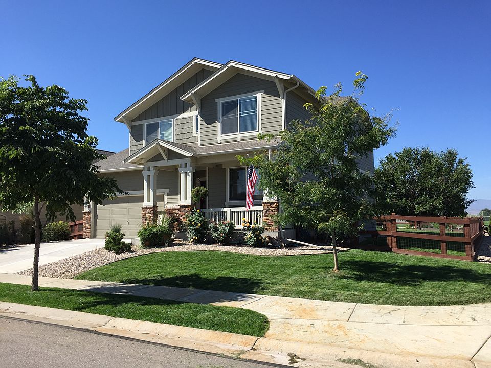 Corner Lot w/ Mountain Views
