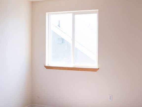 2nd image of 12827 120th Ave E