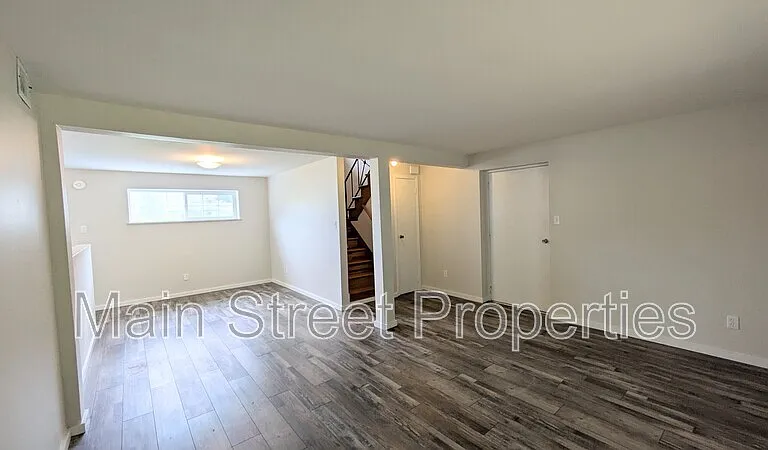 2117 Pullman Cir — Photo 18
