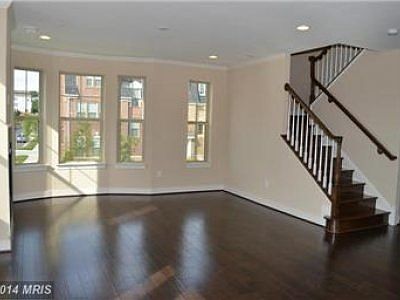 3rd image of 703 Crown Park Ave