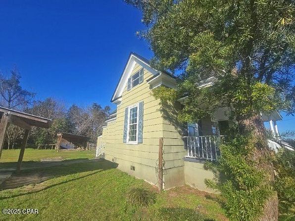 15952 NE Chipola St, Altha, FL 32421
