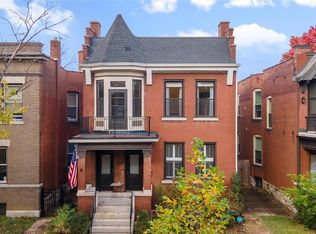 3837 Utah Pl, Saint Louis, MO 63116