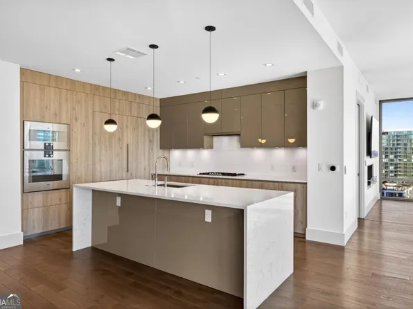 3107 Peachtree Rd NE #1504, Atlanta, GA 30305