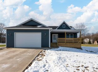 412 Northridge Heights Dr, Howard, OH 43028