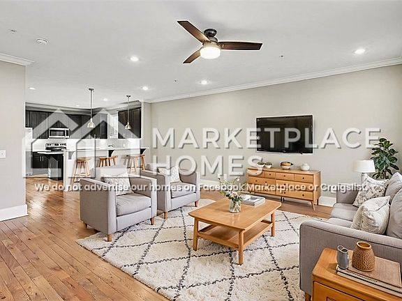 4th image of 109 Bell St
