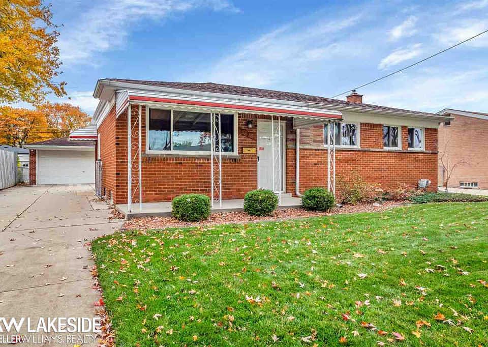 1st image of 30321 Roan Dr