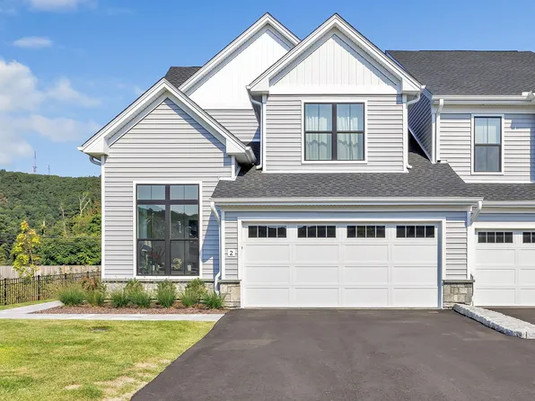 2 Hillcrest Drive #2, Woodbridge, CT 06525