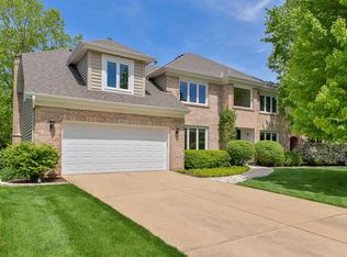2620 Nottingham Ct, Naperville, IL