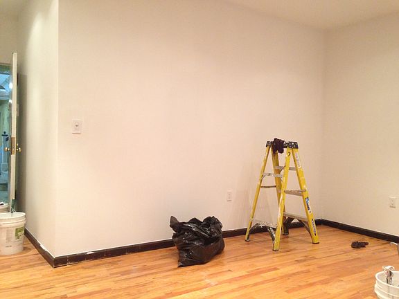 4th image of 320 Lincoln Pl APT B