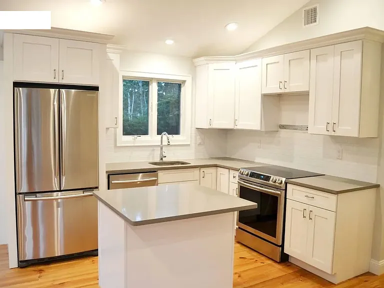 11 Bay View Dr — Photo 3