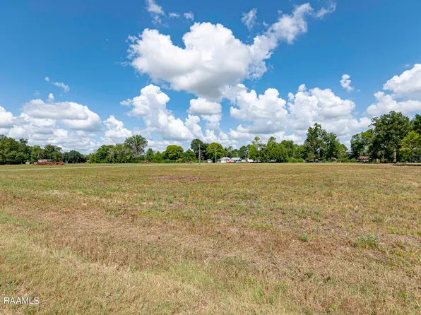1023 N Patterson Dr, Arnaudville, LA 70512