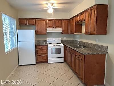 2nd image of 1430 Sombrero Dr #2