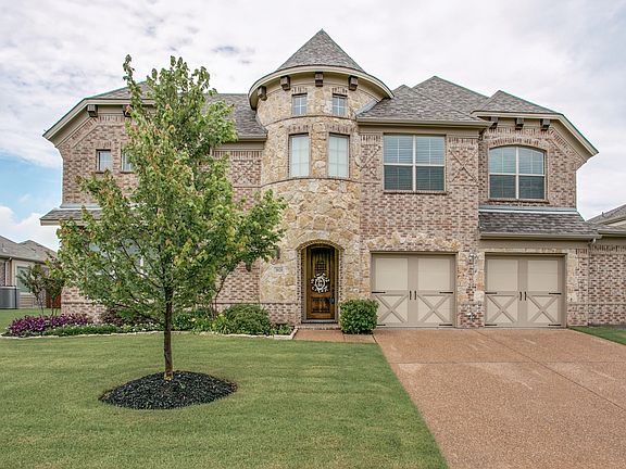 2nd image of 3020 Leesa Dr