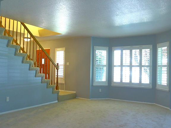 3rd image of 1011 Betsy Ross Dr